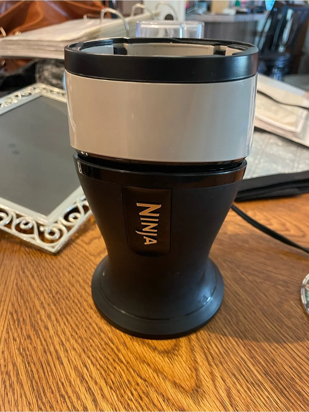 Ninja Personal Blender - Black and White Accent
